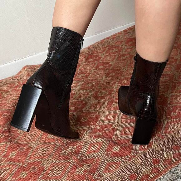 Epic vtg 90s brown snakeskin leather boots by Nine West - Picture 5 of 8